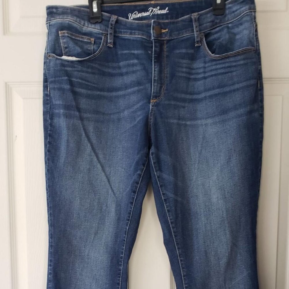 Universal Thread Boyfriend Plus Shorts size 16 W